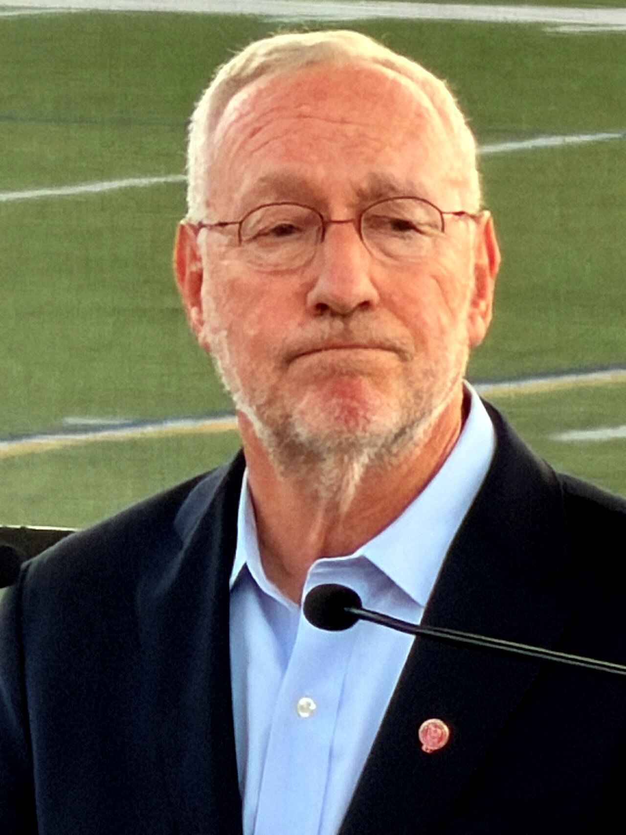 Michael Kotlikoff, 15th president of Cornell University, giving a speech at its 2026 New Student Convocation to an audience of freshmen and their parents at Schoellkopf Field.